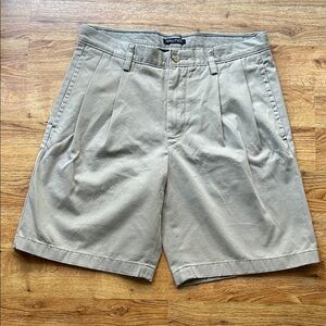 Nautica Men's Khaki Flat Front Shorts Size 32